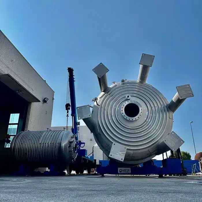 made-in-italy-parts-of-a-chemical-plant-manufactured-by-over made-in-italy-parts-of-a-chemical-plant-manufactured-by-over